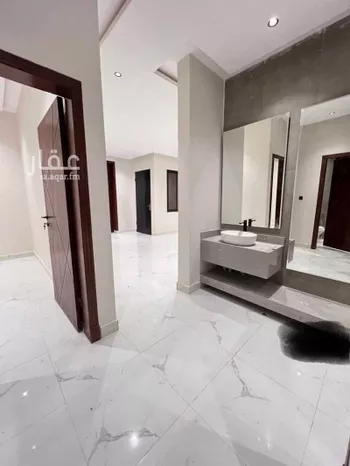 دور للبيع في شارع طريق خريص, حي الجنادرية, مدينة الرياض, منطقة الرياض صورة 3