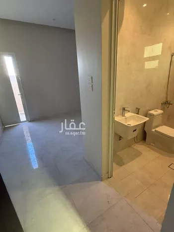 فيلا للبيع في شارع ابن علان الصديقي, حي المهدية, مدينة الرياض, منطقة الرياض صورة 3