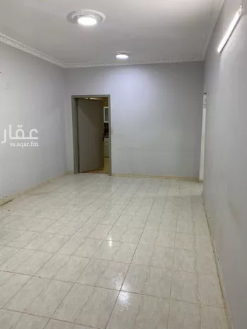 فيلا للإيجار في شارع عبدالله بن صدقة دحلان, حي ظهرة لبن, مدينة الرياض, منطقة الرياض صورة 5