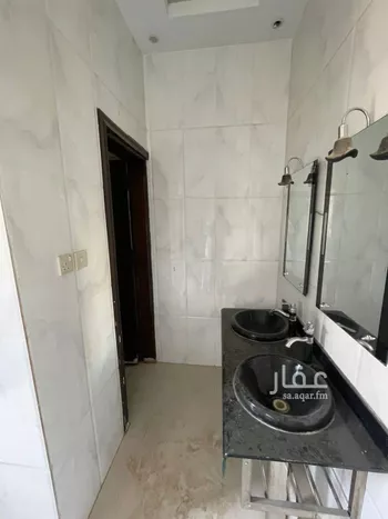 فيلا للإيجار في شارع رقم 134, حي ظهرة لبن, مدينة الرياض, منطقة الرياض صورة 5