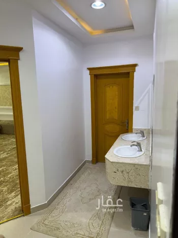 شقة للبيع في شارع سكاكا, حي ظهرة لبن, مدينة الرياض, منطقة الرياض صورة 2