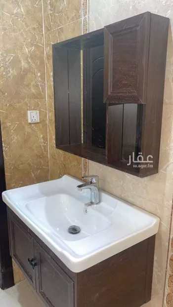 شقة للبيع في شارع عنيزة ، حي ظهرة لبن ، الرياض ، الرياض صورة 4