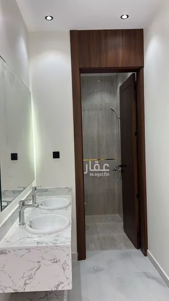 فيلا للبيع في شارع الطائف, حي ظهرة لبن, مدينة الرياض, منطقة الرياض صورة 4