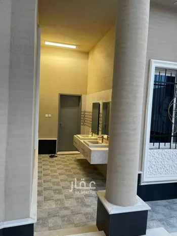 فيلا للبيع في شارع علي بن حسن الشويطر, حي المهدية, مدينة الرياض, منطقة الرياض صورة 2