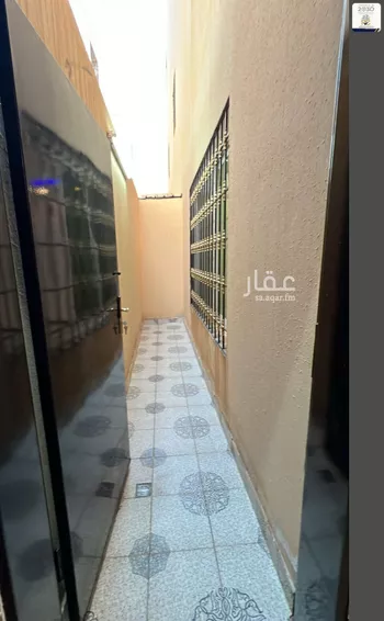 فيلا للبيع في شارع رقم 192, حي ظهرة لبن, مدينة الرياض, منطقة الرياض صورة 2