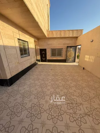فيلا للبيع في شارع ابن علان الصديقي, حي المهدية, مدينة الرياض, منطقة الرياض صورة 2