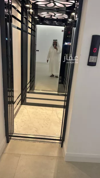 فيلا للبيع في شارع رقم 57, حي ظهرة لبن, مدينة الرياض, منطقة الرياض صورة 2