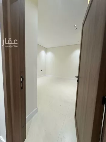 فيلا للبيع في شارع الخادم, حي المهدية, مدينة الرياض, منطقة الرياض صورة 2