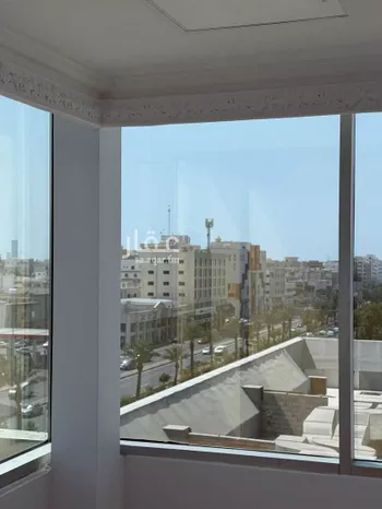 مكتب تجاري للإيجار في شارع طريق المدينة المنورة فرعي, حي الفيصلية, مدينة جدة, منطقة مكة المكرمة صورة 4