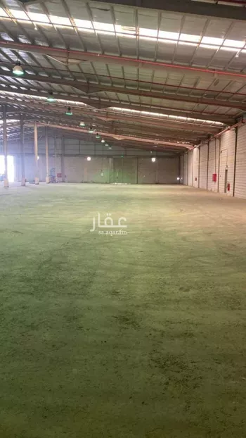 مستودع للإيجار في شارع عبدالرحمن بن السالم, حي المصفاة, مدينة الرياض, منطقة الرياض