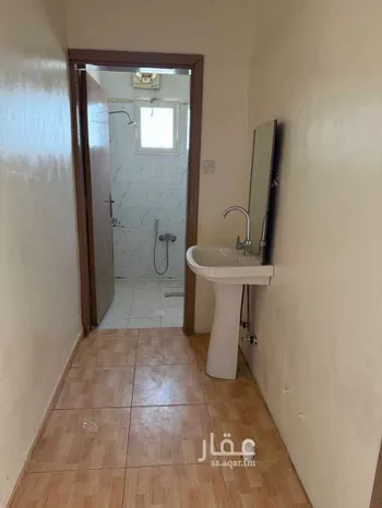 فيلا للإيجار في شارع نجران, حي المروة, مدينة الرياض, منطقة الرياض صورة 3