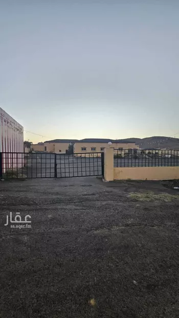 أرض للإيجار في شارع طريق مكة المكرمة, حي المنتزة, مدينة ابها, منطقة عسير