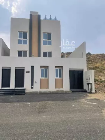 عمارة للبيع في شارع المنيصف, حي التعاون, مدينة ابها, منطقة عسير