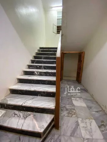 فيلا للبيع في شارع عامر بن محمد ، حي السلام ، الرياض ، منطقة الرياض صورة 3