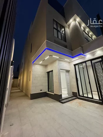 فيلا للبيع في شارع وادي الساحل, حي الرمال, مدينة الرياض, منطقة الرياض