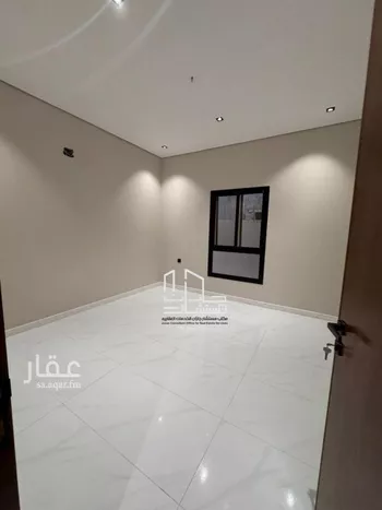 شقة للبيع في شارع محب الدين الفاكهاني, حي السويس 1, مدينة جازان, منطقة جازان صورة 3