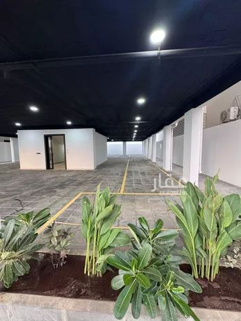 شقة للبيع في شارع شارع الامير ماجد بن عبد العزيز, حي الشاطئ, مدينة جازان, منطقة جازان صورة 4