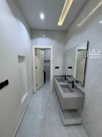 شقة للبيع في شارع احمد بن المبارك الخزفي, حي السويس 1, مدينة جازان, منطقة جازان صورة 4