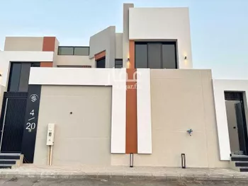 فيلا للبيع في شارع ابن هشبل, حي الدانة, مدينة الاحساء, المنطقة الشرقية صورة 2