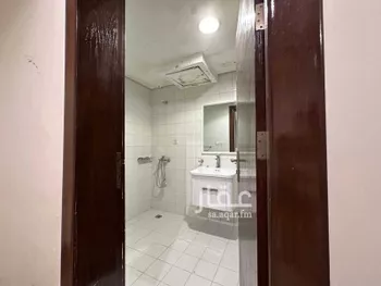 شقة للإيجار في شارع الوفاء, حي الملقا, مدينة الرياض, منطقة الرياض صورة 4