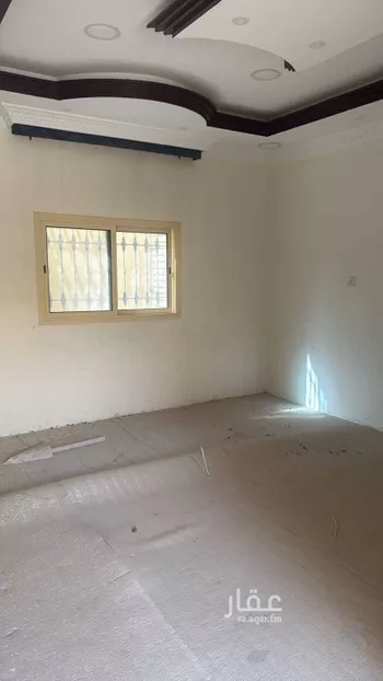 فيلا للبيع في شارع عمر بن الخطاب, حي المطار, مدينة بقيق, المنطقة الشرقية صورة 2