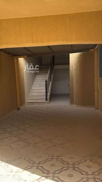 فيلا للبيع في شارع عمر بن الخطاب, حي المطار, مدينة بقيق, المنطقة الشرقية صورة 3
