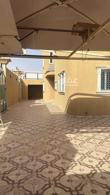 فيلا للبيع في شارع عمر بن الخطاب, حي المطار, مدينة بقيق, المنطقة الشرقية صورة 5