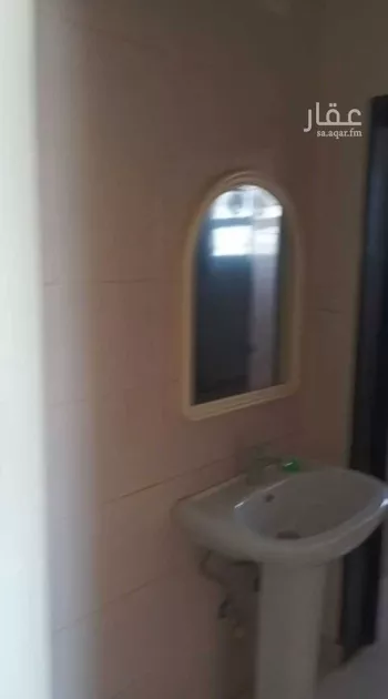 شقة للبيع في شارع طريق الملك عبدالعزيز, حي التعليم, مدينة الرس, منطقة القصيم صورة 4