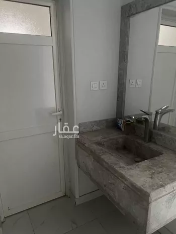 فيلا للإيجار في شارع خويلد بن مرة, حي طيبة, مدينة الدمام, المنطقة الشرقية صورة 4