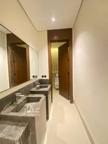 فيلا للبيع في شارع ضوء الصباح, حي المهدية, مدينة الرياض, منطقة الرياض صورة 5