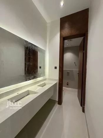فيلا للبيع في شارع ابن صدقة الغرافي, حي المهدية, مدينة الرياض, منطقة الرياض صورة 2