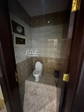 مكتب تجاري للإيجار في شارع الامام عبدالله بن سعود بن عبدالعزيز الفرعى, حي اليرموك, مدينة الرياض, منطقة الرياض صورة 5