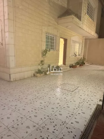 فيلا للإيجار في شارع الثمالية, حي الغدير, مدينة الرياض, منطقة الرياض صورة 2