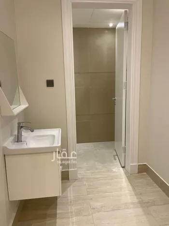 شقة للإيجار في شارع الامير فيصل بن عبدالله بن عبدالرحمن, حي حطين, مدينة الرياض, منطقة الرياض صورة 2