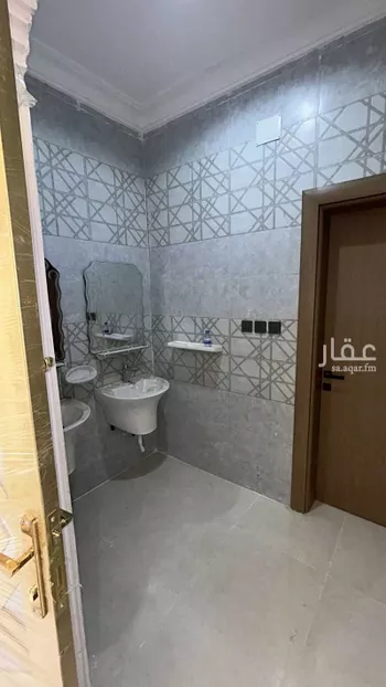 فيلا للبيع في شارع 833541, حي القسوم, مدينة احد المسارحه, منطقة جازان صورة 2