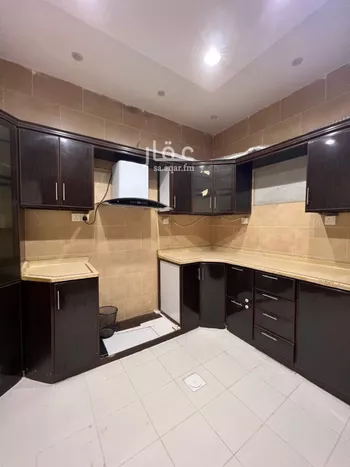 شقة للبيع في شارع سكاكا, حي ظهرة لبن, مدينة الرياض, منطقة الرياض