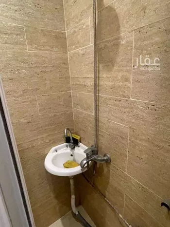 غرفة للإيجار في شارع ابن سويدان ، حي العارض ، الرياض ، منطقة الرياض صورة 2