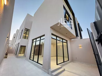 فيلا للبيع في شارع السائب بن خباب, حي النرجس, مدينة الرياض, منطقة الرياض صورة 2