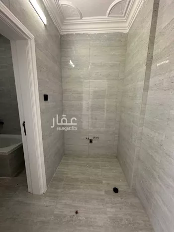 عمارة للإيجار في شارع طريق المطار, حي بنى حارثة, مدينة المدينه المنوره, منطقة المدينة المنورة صورة 2