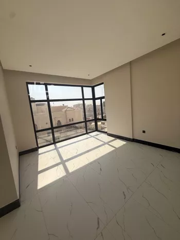 شقة للبيع في شارع الملك عبد الله بن عبدالعزيز, حي الشاطئ الغربي, مدينة الدمام, المنطقة الشرقية صورة 2