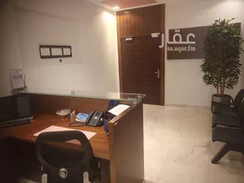 مكتب تجاري للإيجار في طريق الملك عبدالعزيز الفرعي ، حي الياسمين ، الرياض ، منطقة الرياض صورة 4