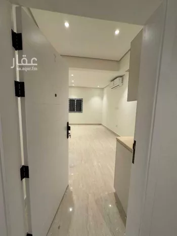شقة للإيجار في شارع حسين بن حسن, حي الملك فهد, مدينة الرياض, منطقة الرياض صورة 3