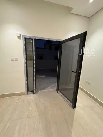 شقة للإيجار في شارع حسين بن حسن, حي الملك فهد, مدينة الرياض, منطقة الرياض صورة 2