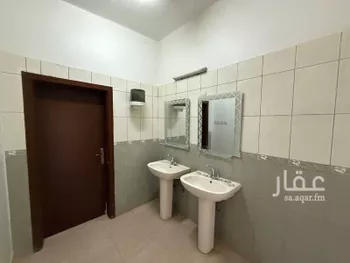 استراحة للبيع في شارع الأصفر 6, حي الأصفر, مدينة البدائع, منطقة القصيم صورة 5