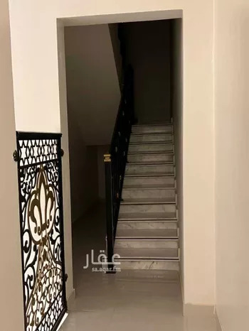 فيلا للبيع في شارع أحمد بن قاسم, حي المهدية, مدينة الرياض, منطقة الرياض صورة 4