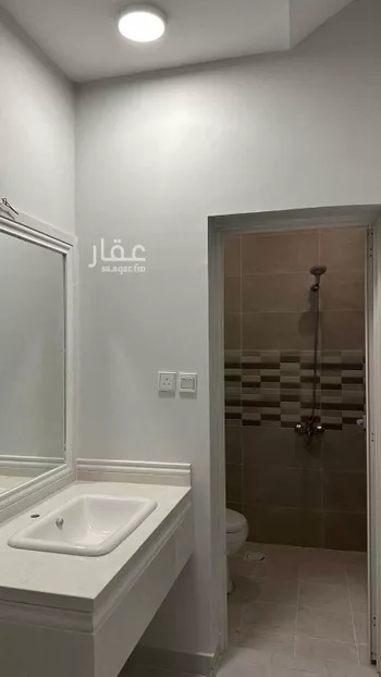 فيلا للبيع في شارع العلاء بن جارية الثقفي, حي طيبة, مدينة الدمام, المنطقة الشرقية صورة 3