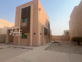 فيلا للبيع في شارع مدينة الجبيل الصناعية 1065, مدينة مدينه الجبيل الصناعيه, المنطقة الشرقية صورة 2