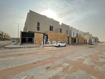 فيلا للبيع في شارع عبدالقدوس الأنصاري, حي الرمال, مدينة الرياض, منطقة الرياض صورة 2