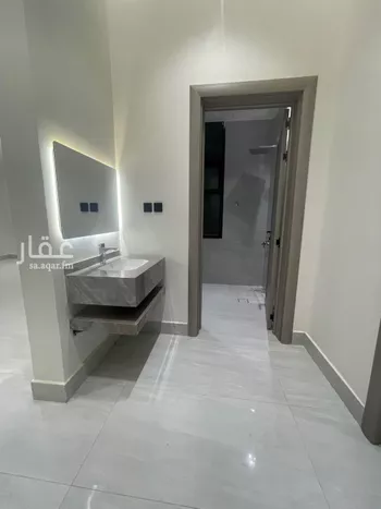 فيلا للبيع في شارع أحمد بن جعفر, حي الرمال, مدينة الرياض, منطقة الرياض صورة 5