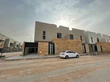 فيلا للبيع في شارع عبدالقدوس الأنصاري, حي الرمال, مدينة الرياض, منطقة الرياض